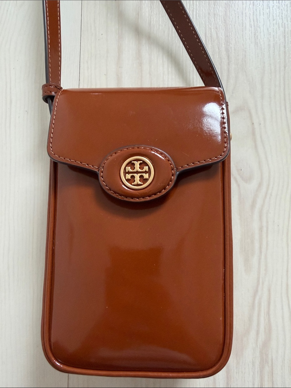 Tory Burch Glossy Rust Patent Crossbody with Gold Logo